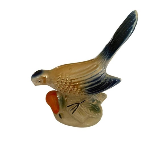Vintage Lusterware Birds Avifauna with Fruit Made in Brazil Ceramic Figurines - Picture 8 of 16